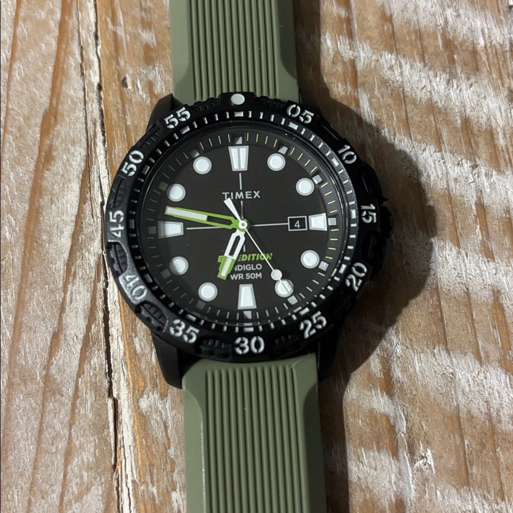 Timex Expedition - Picture 2 of 3